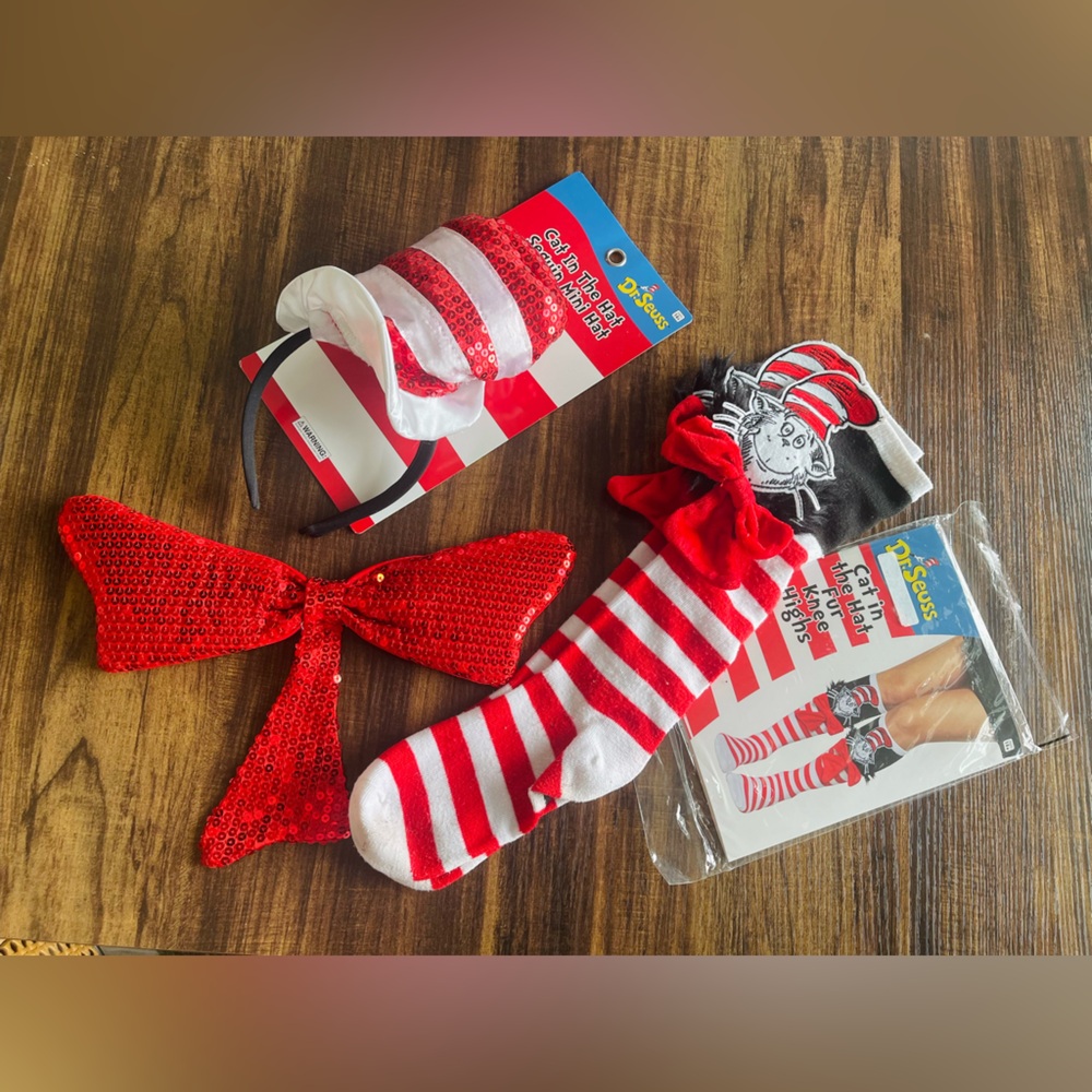 Dr. Seuss Red and White Striped Set of Cat in the Hat Socks, Bow & Mini Hat